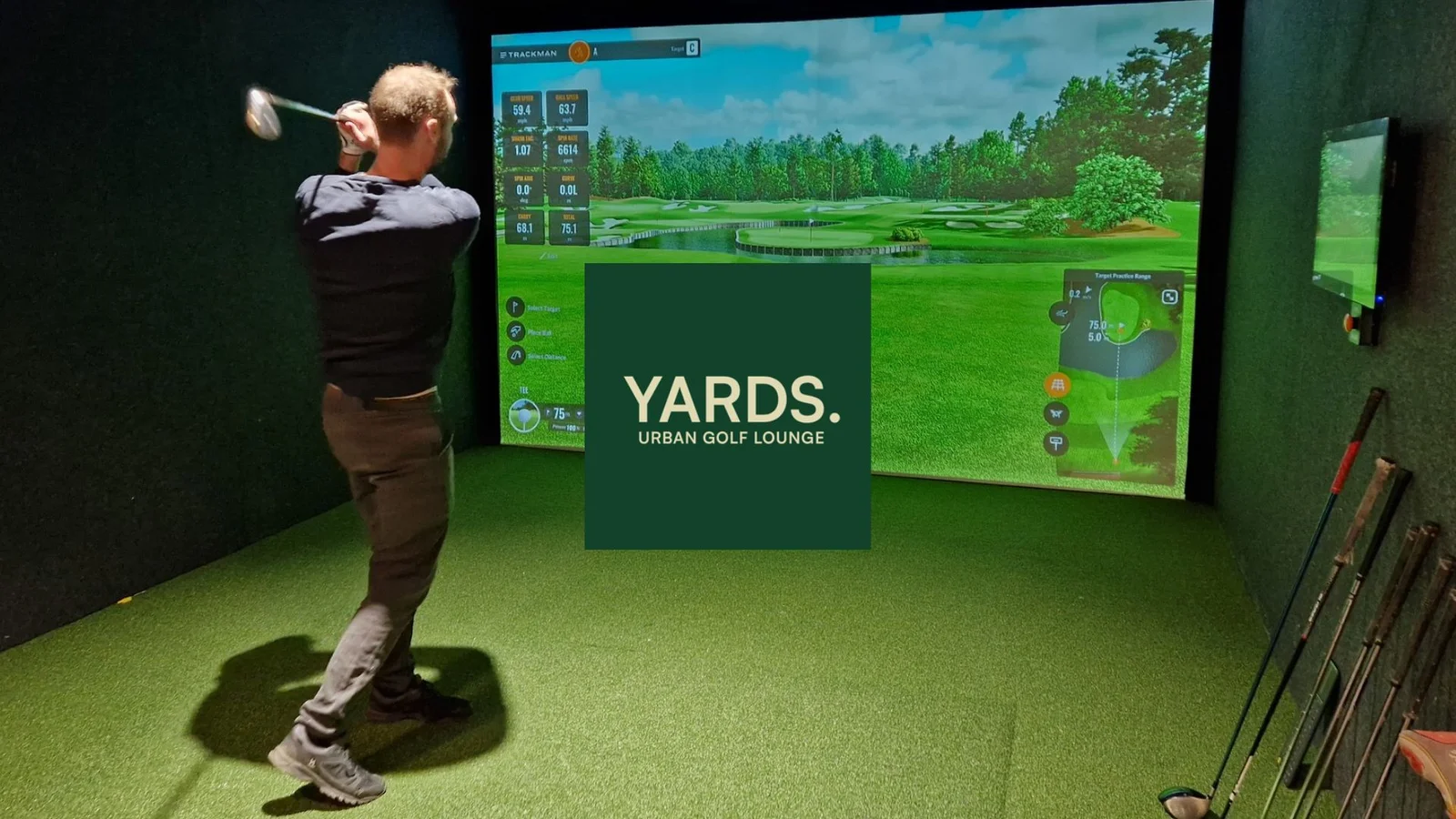 YARDS - Urban Golf Lounge