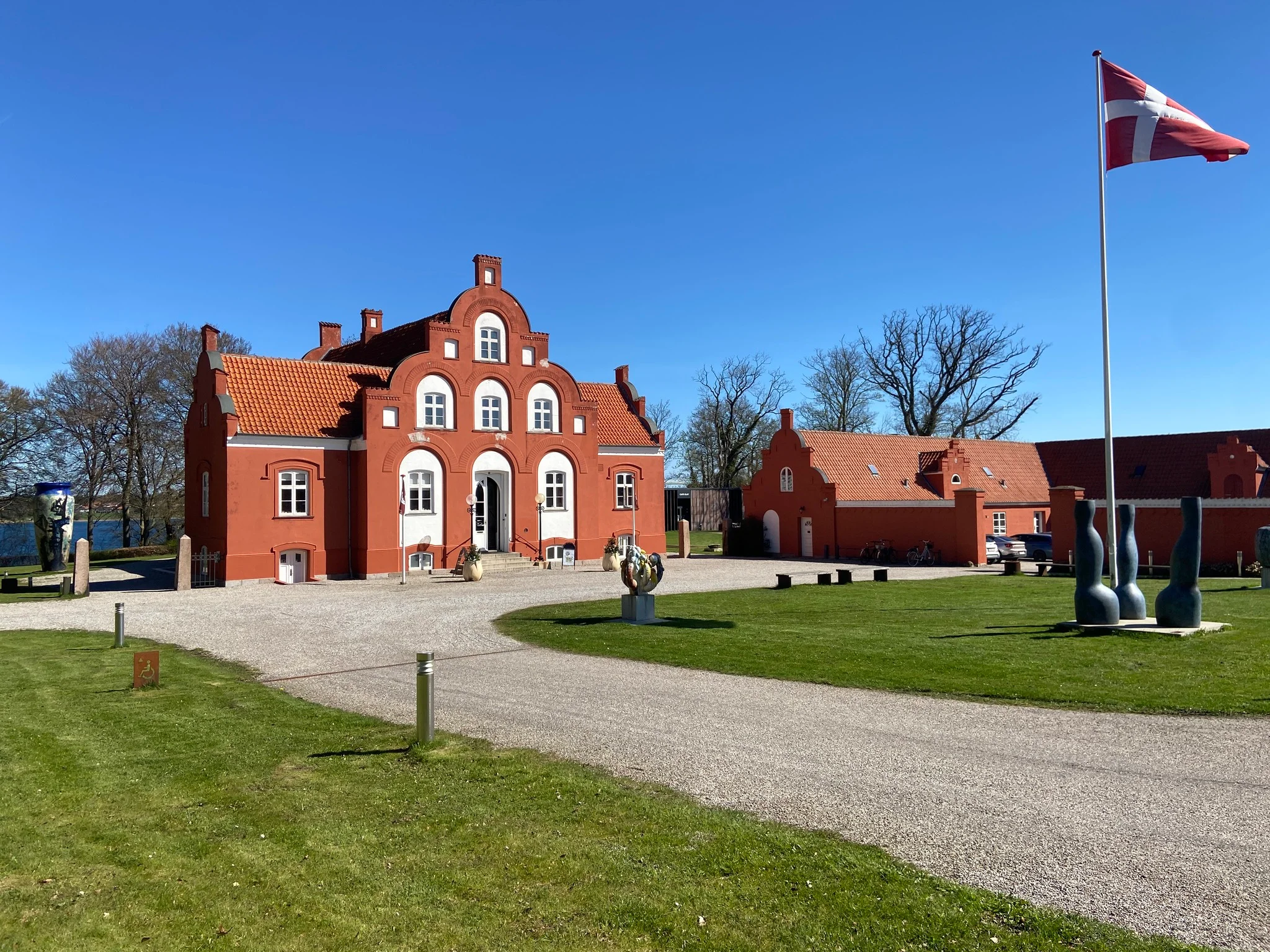 Prøv kræfter med ler-akvareller på CLAY Keramikmuseum