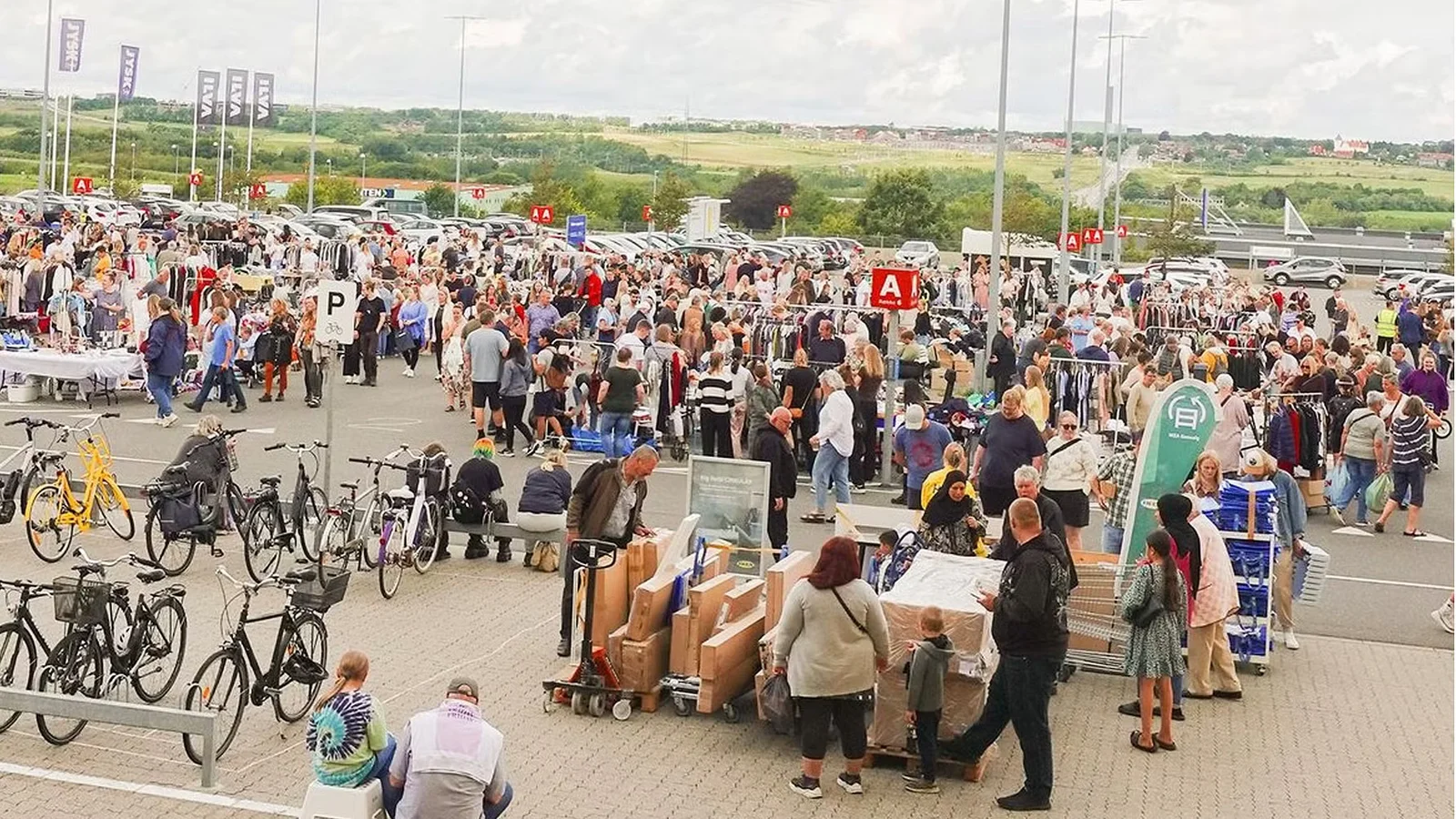 IKEA gentager succesen og inviterer til loppemarked – salget af stadepladser er startet