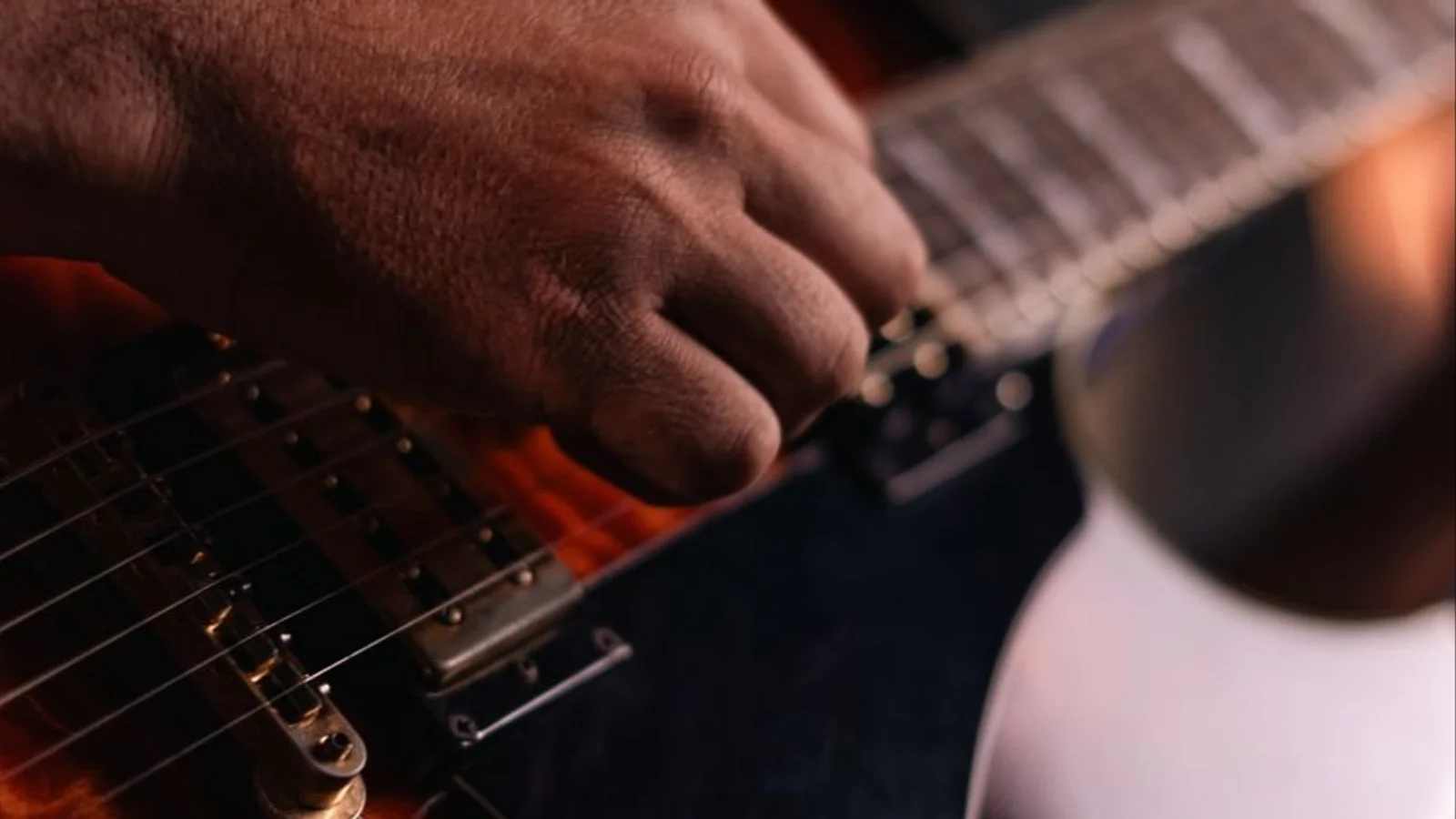 Dire Straits Jam kommer til Slagelse Musikhus