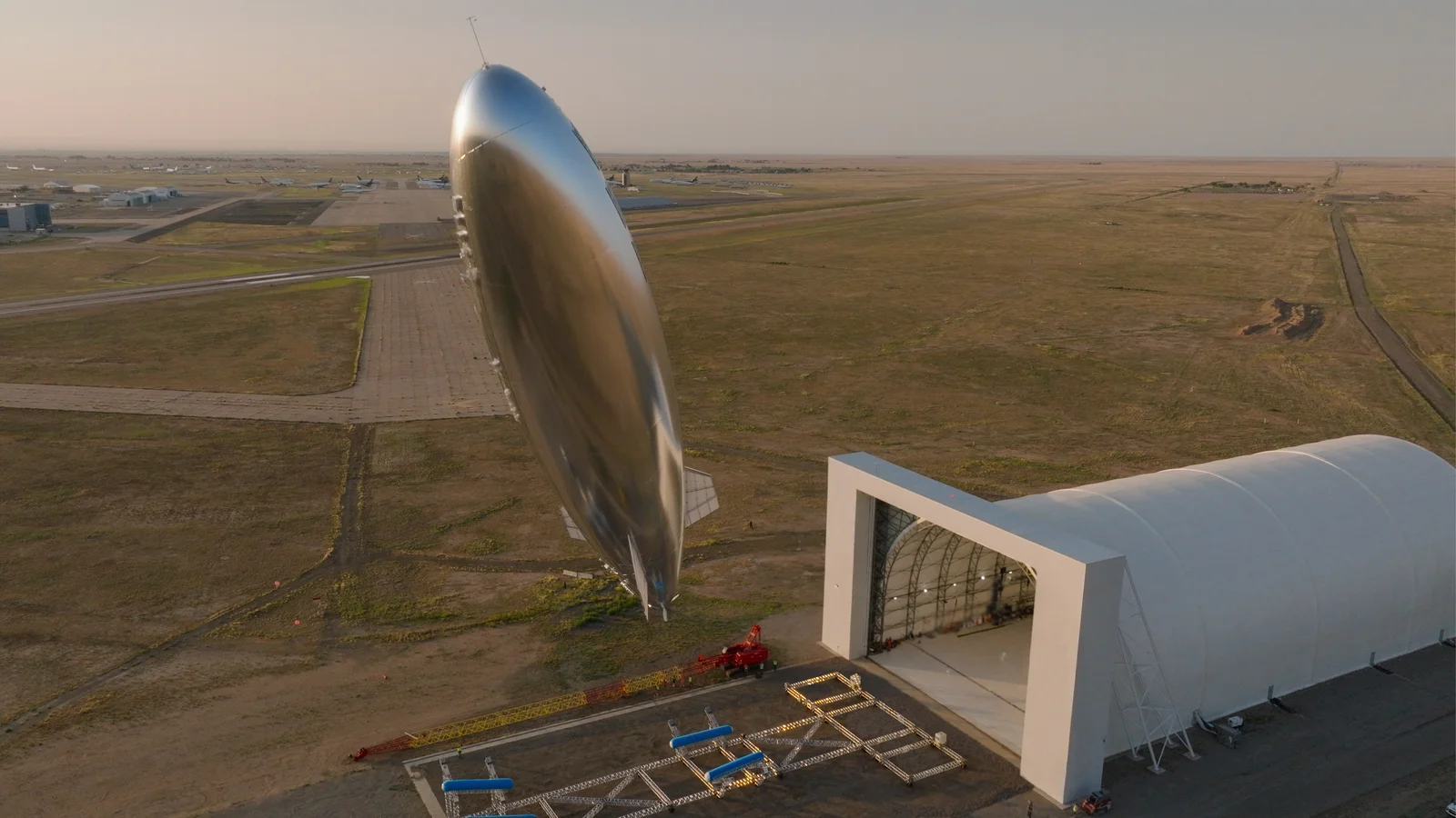 Dansk iværksætter tester mobil infrastruktur i stratosfæren på historisk mission fra USA til Japan