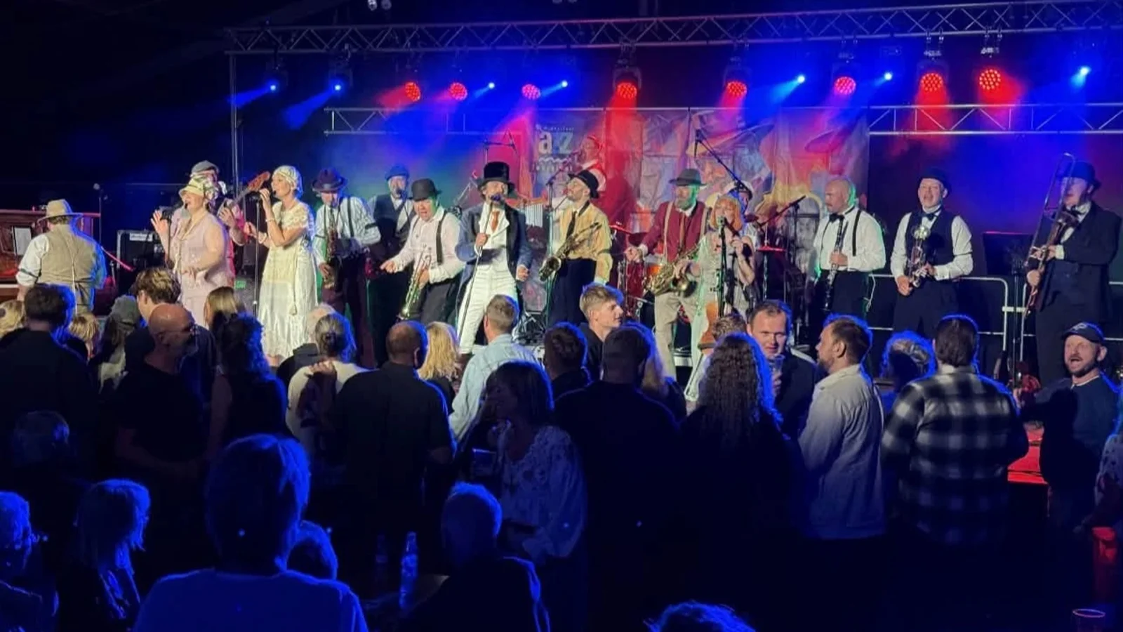 Middelfart Jazzfestival tredobler støtte til lokal julehjælp