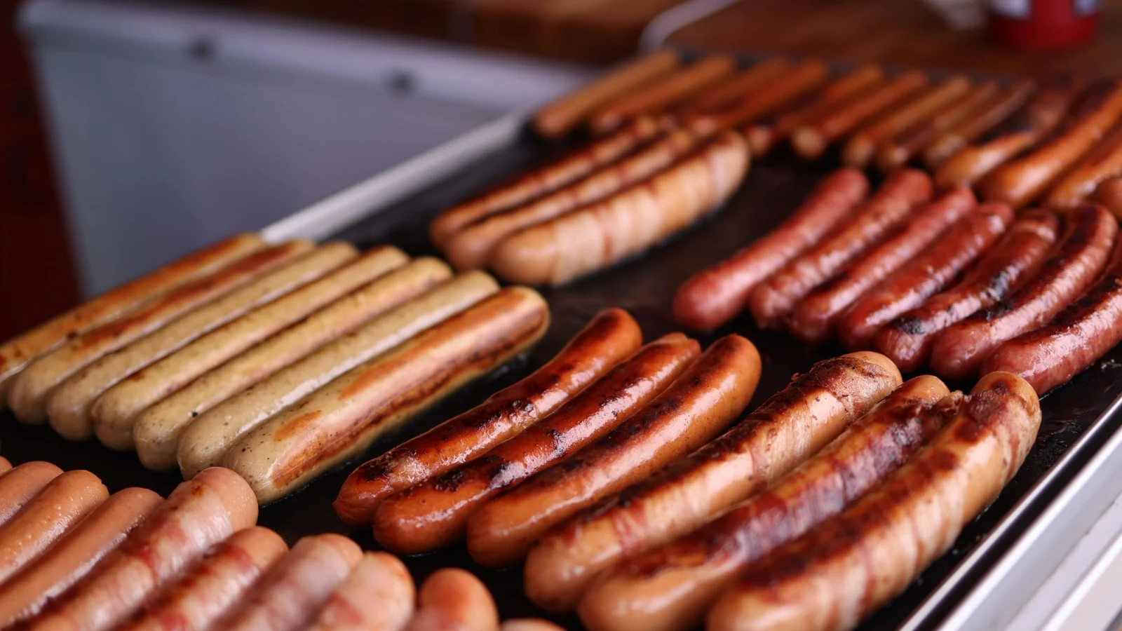 GrillTopia bliver til Sannes Pølsevogn og Grill