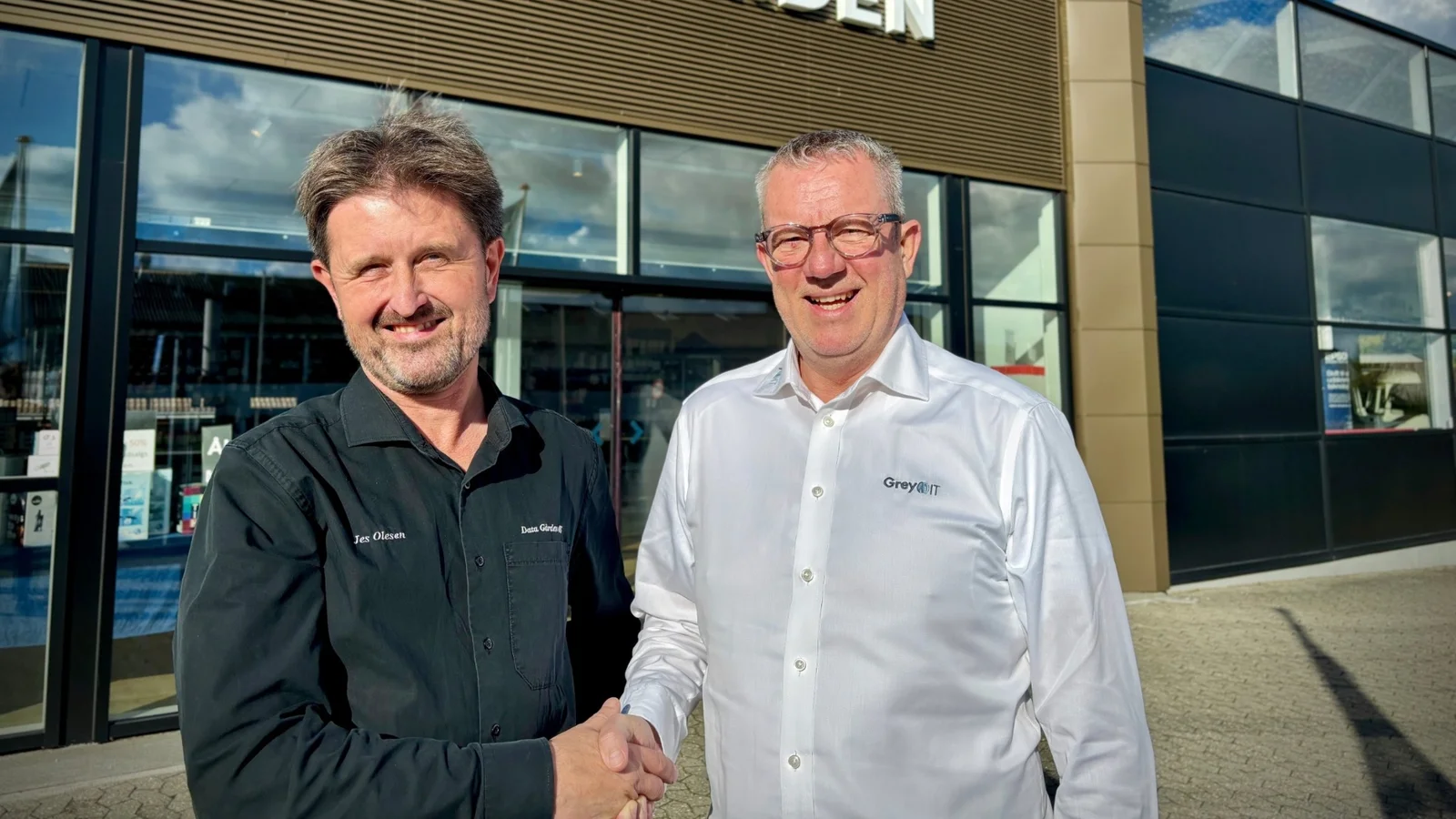 GreyIT ApS køber Data Gården
