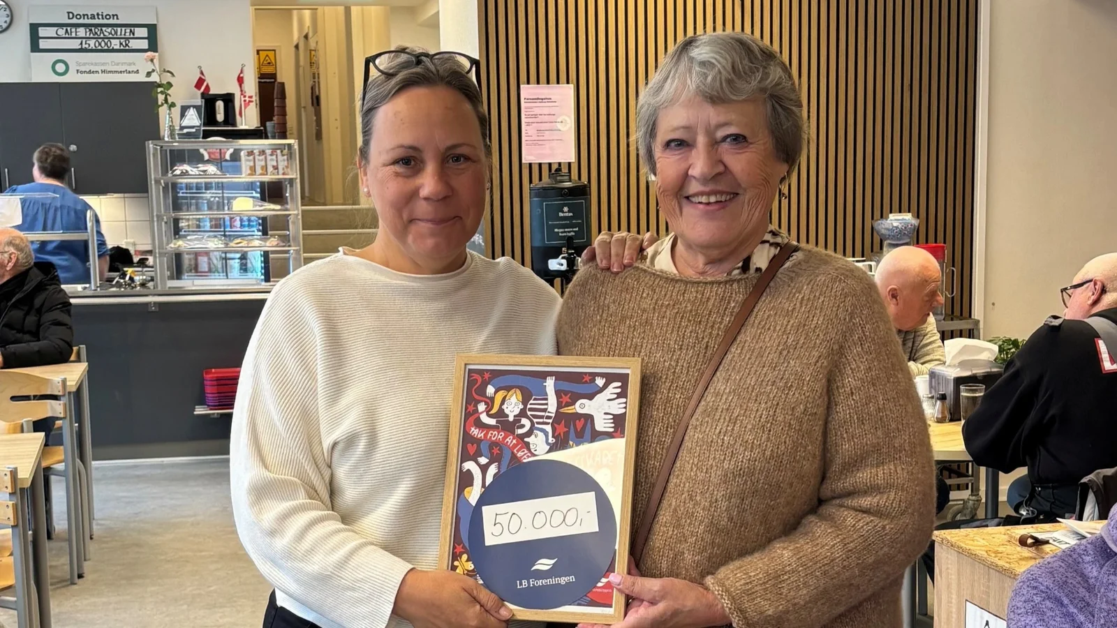 Lokal donation styrker Café Parasollens trygge og sunde fællesskaber for udsatte borgere