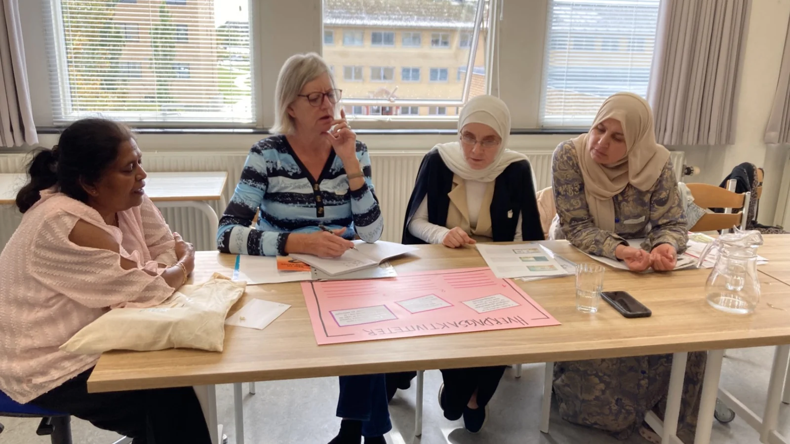 Lokale beboere bygger bro til sundhed – nu er de nomineret til national pris