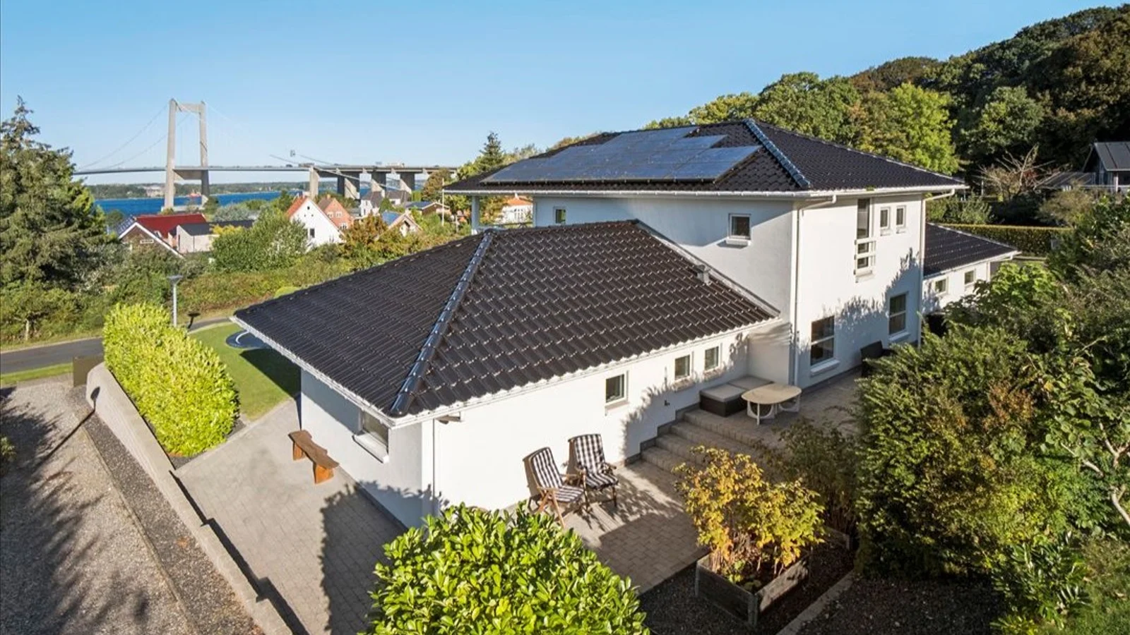 EDC Middelfart prisjusterer unik udsigtsvilla nær Staurby Skov