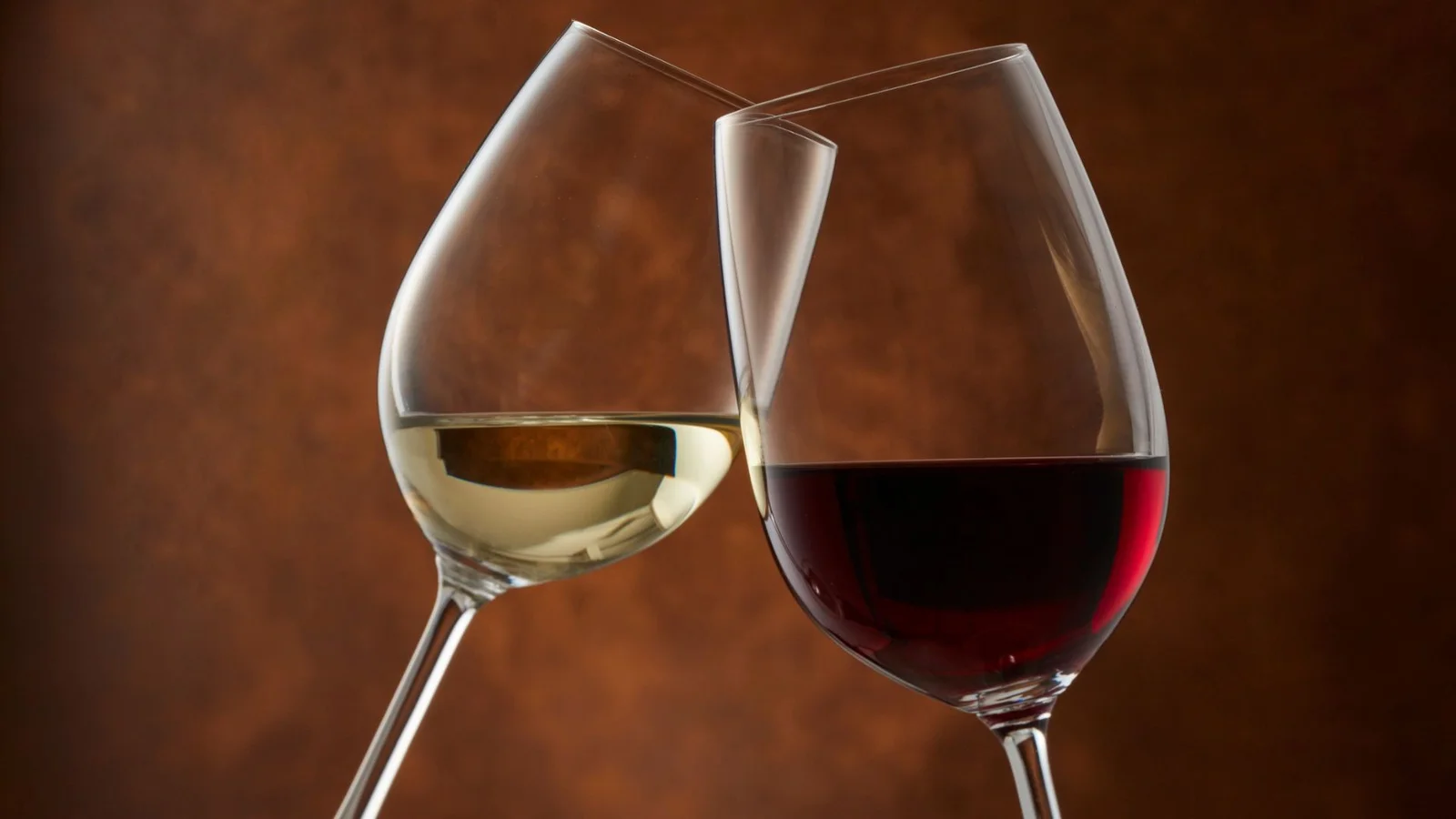 Smag 40 vine helt gratis til Vinfestival 2025