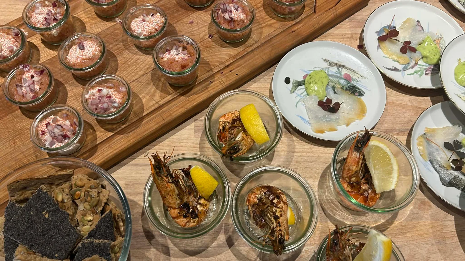 Lækre "tag selv retter" i buffeten på Restaurant Båringskov gl. Badehotel