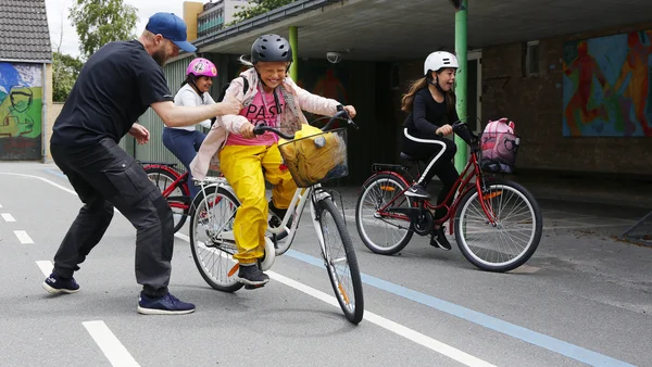 Hvilken lærer fortjener Alle Børn Cykler Prisen 2025?