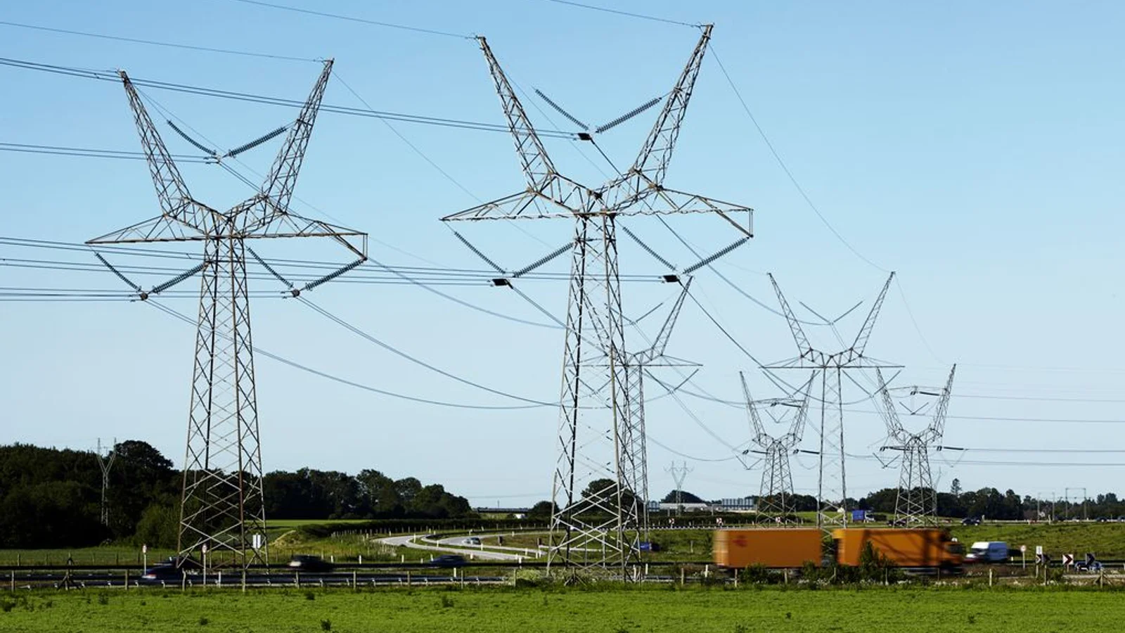 Energinet udskifter 400 kV-luftledninger og master mellem Odense og Middelfart