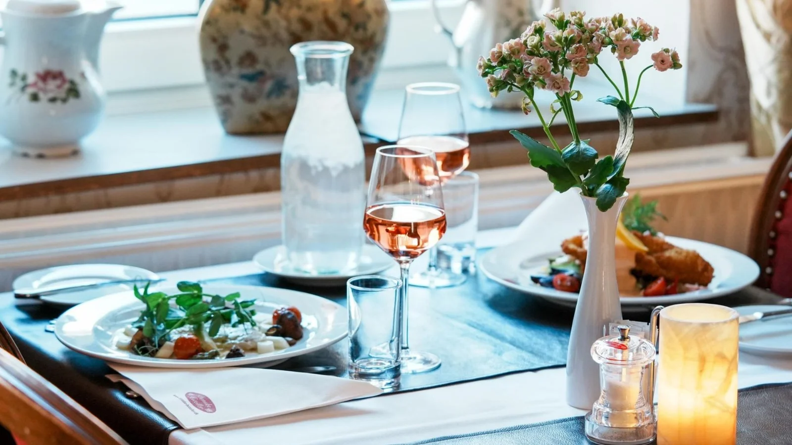 Kokkens anbefaling for april: Nyd velsmagende 3-retters på Hotel Postgaarden