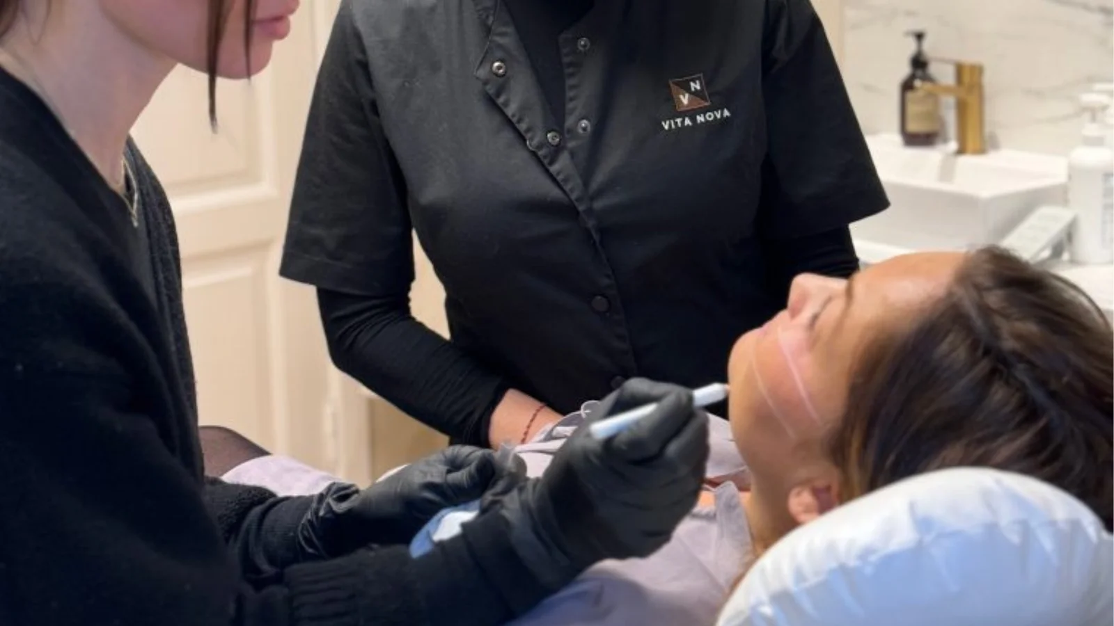 Bliv model hos Vita Nova Skincare og få professionelle behandlinger til en reduceret pris
