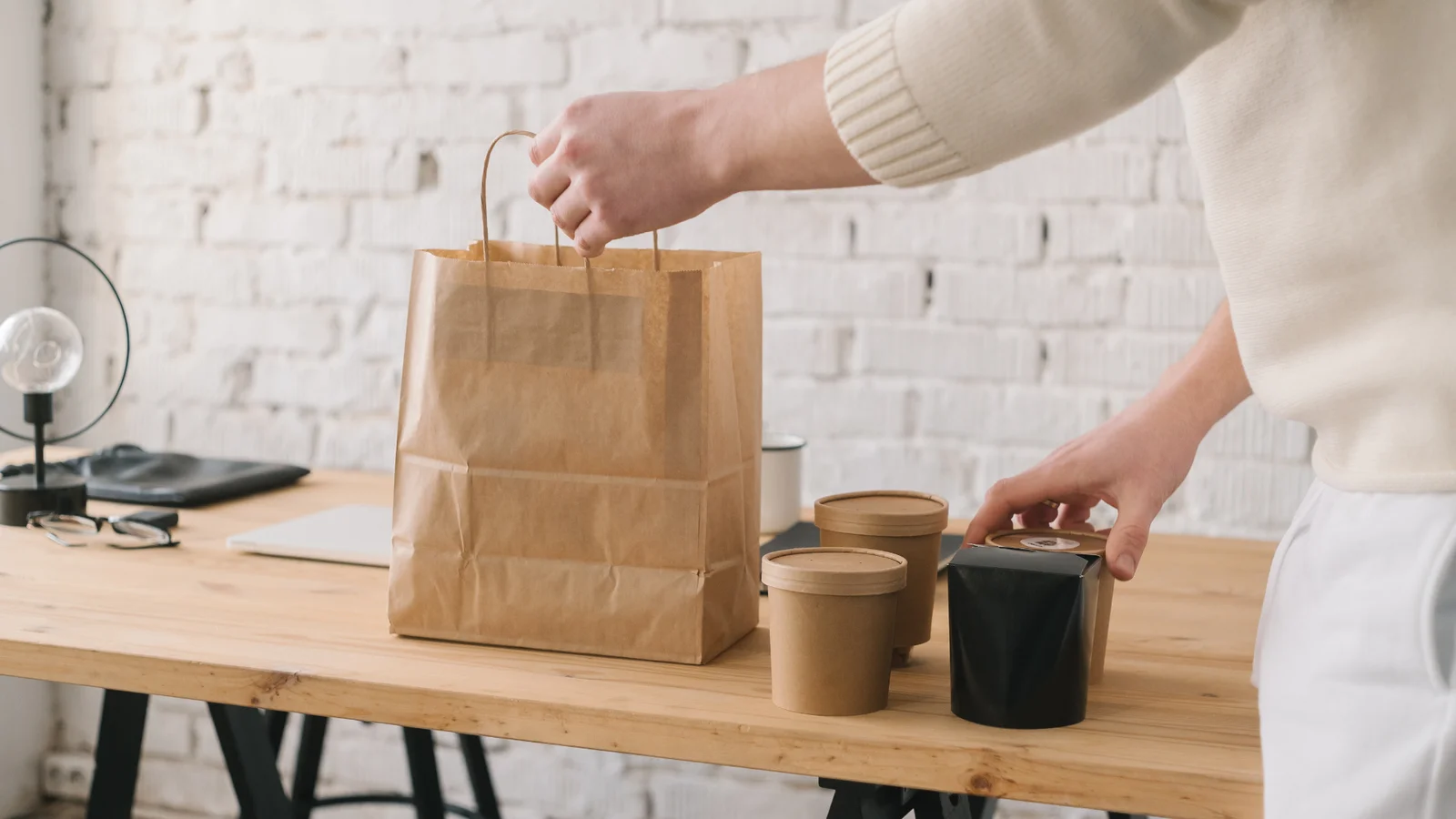Lokal virksomhed har udviklet værktøjet, der skaber overblik over jeres takeaway-bestillinger