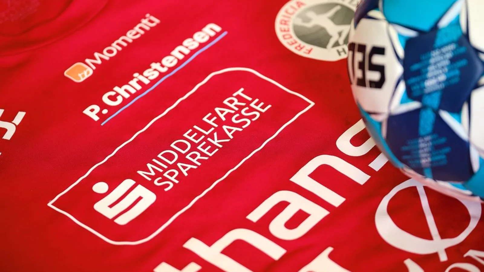 Middelfart Sparekasse bliver hovedsponsor i Fredericia HK