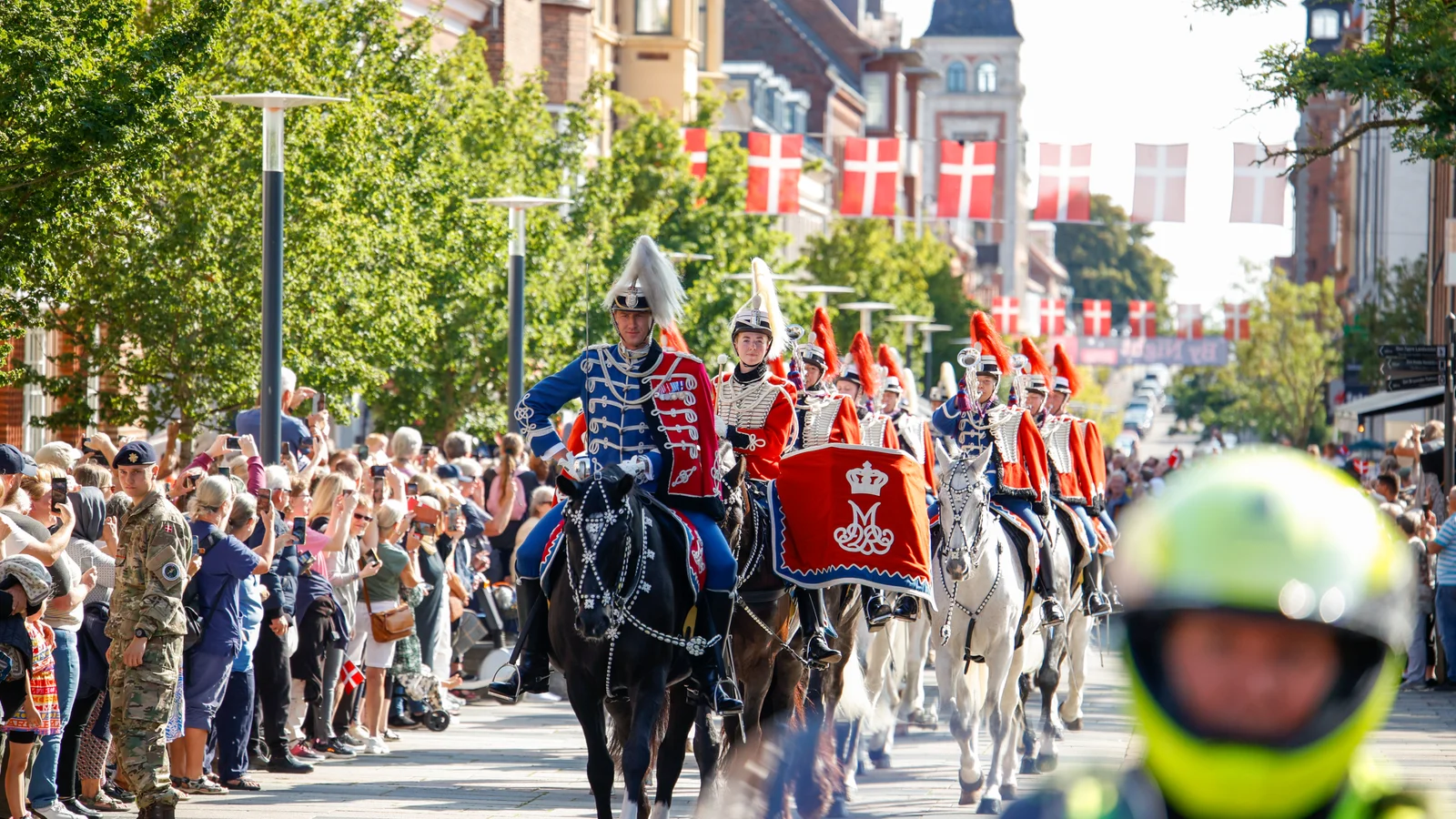 Kom med til generalprøve og Åben Stald forud for Kongeparrets besøg i Assens