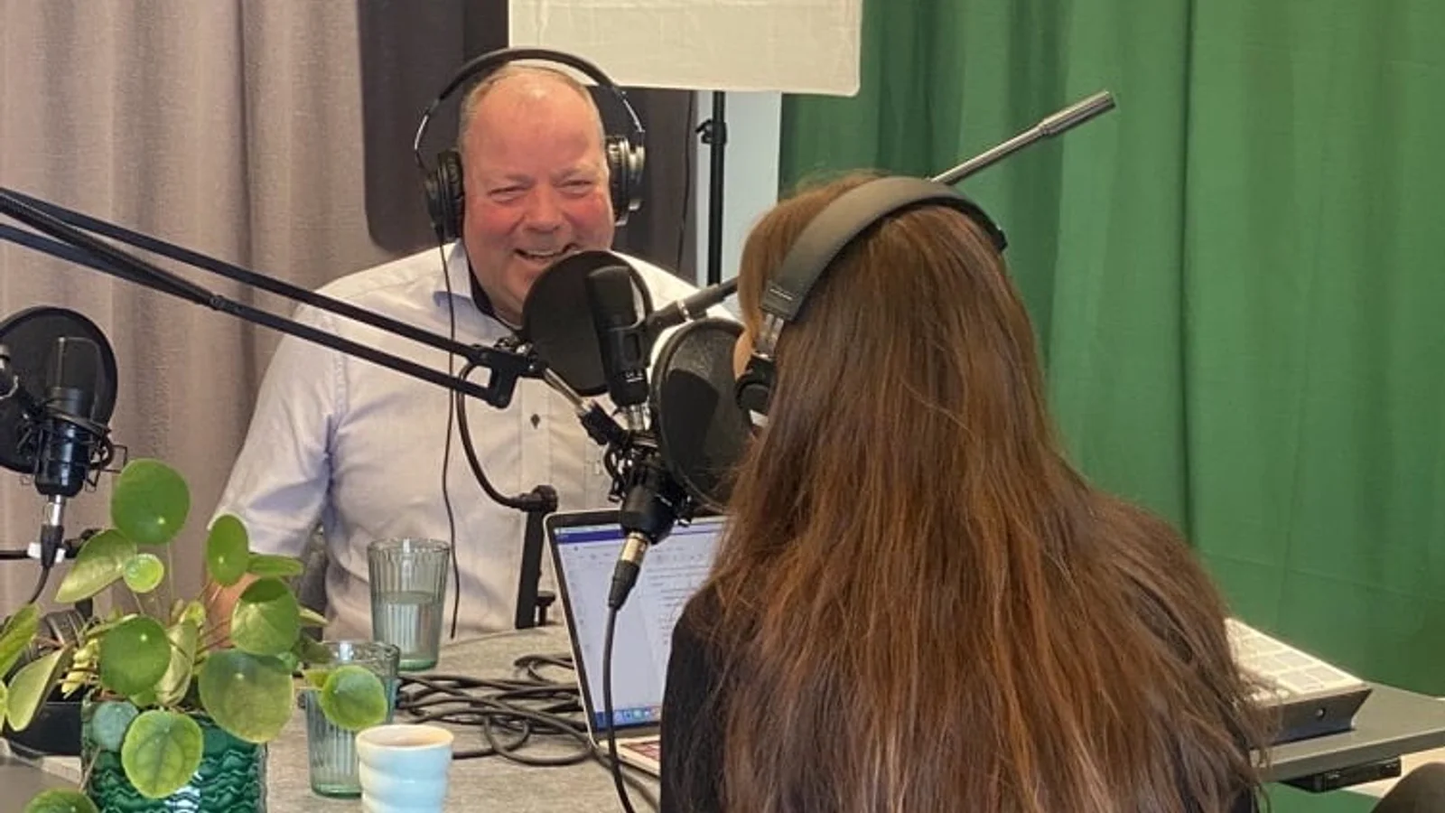 Nyt podcastafsnit: Hør om ”Hansens” karriereskift, drømme, forhold til Middelfart og lommefilosofi