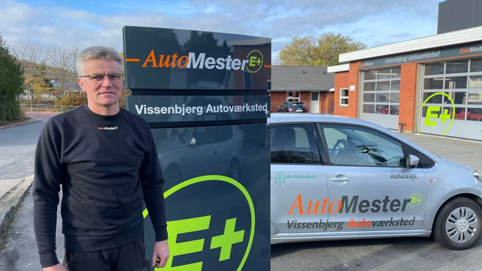 Lokal AutoMester gearer op på elbiler