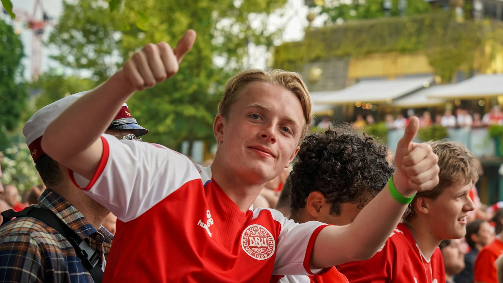Klar til fodboldfest: Her kan du se Danmarks kampe på storskærm