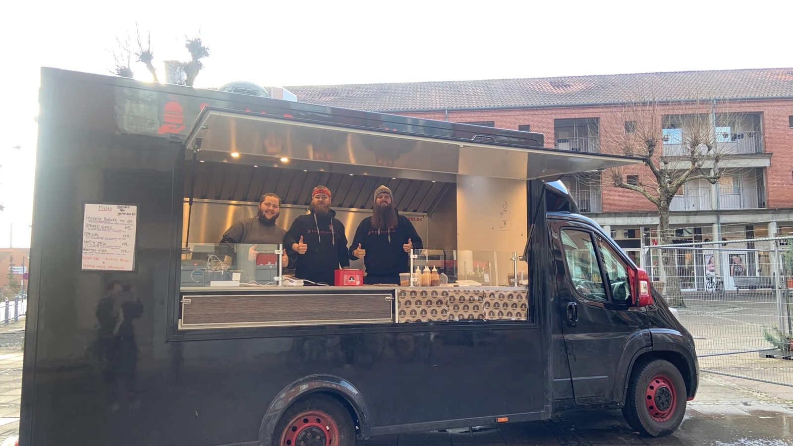 Nem mad til sommerens fest: Lej foodtruck, og slip for besværet