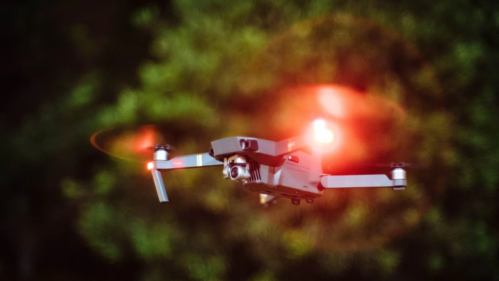 Hjælp Fotograf Kim Poulsen med at samle ind til en termisk drone