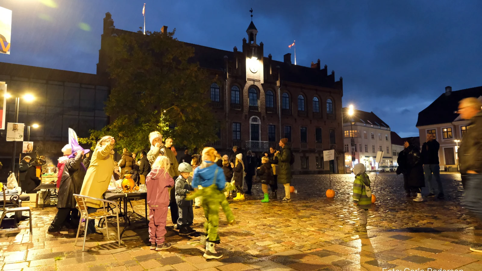 Halloween på Nyborg Vold samlede byen