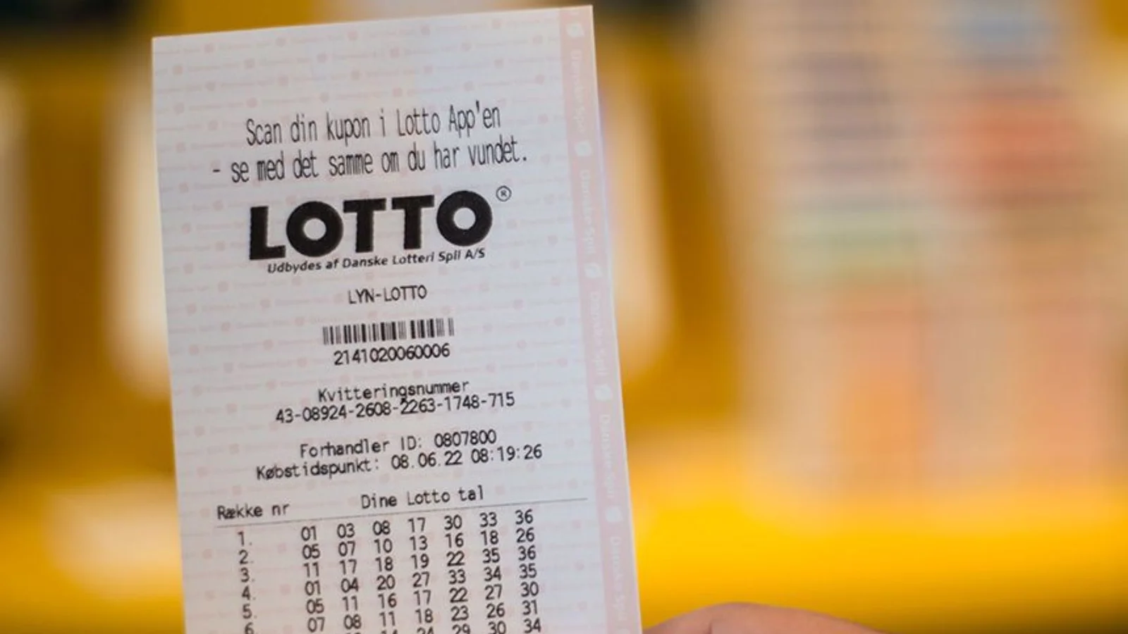 Vinder million i Lotto og køber kaffemaskine på tilbud