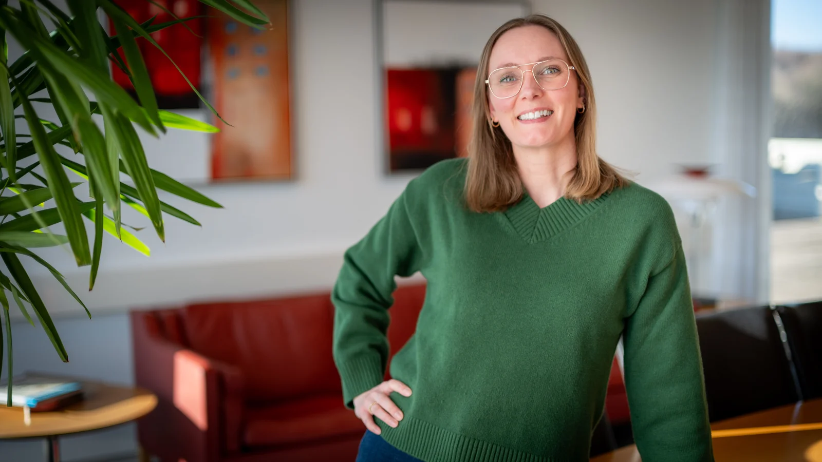 Jubilæum: Fra fax og farvelagte joggingdragter til stort branding-univers