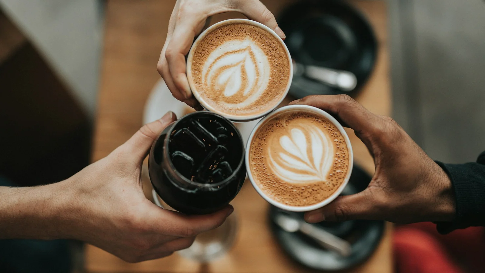 Nu kan du nyde en kop kaffe i Liwiras nye café-område