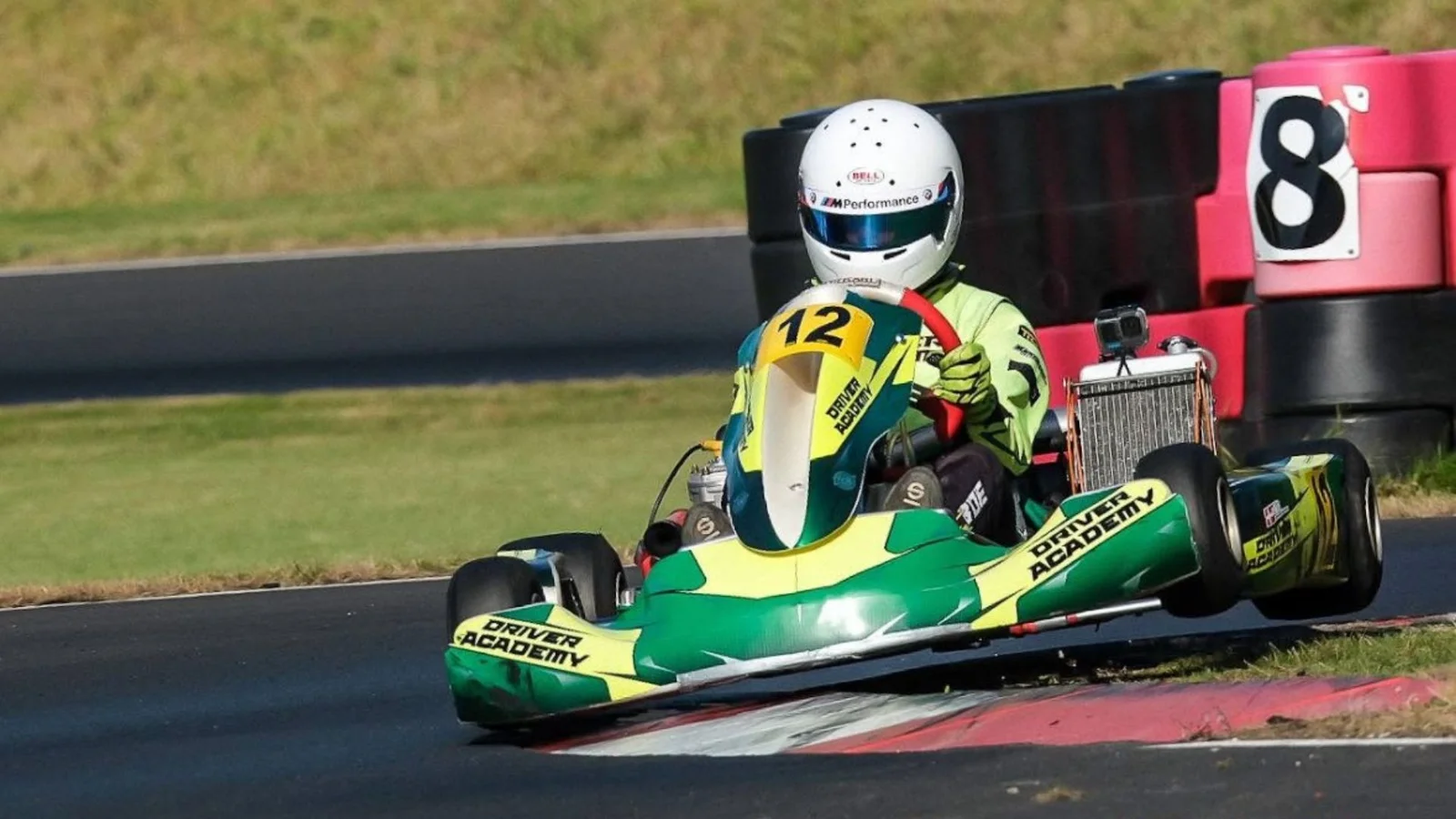 15-årige Malthe fra Odense jagter DM-guld på gokartbanerne 