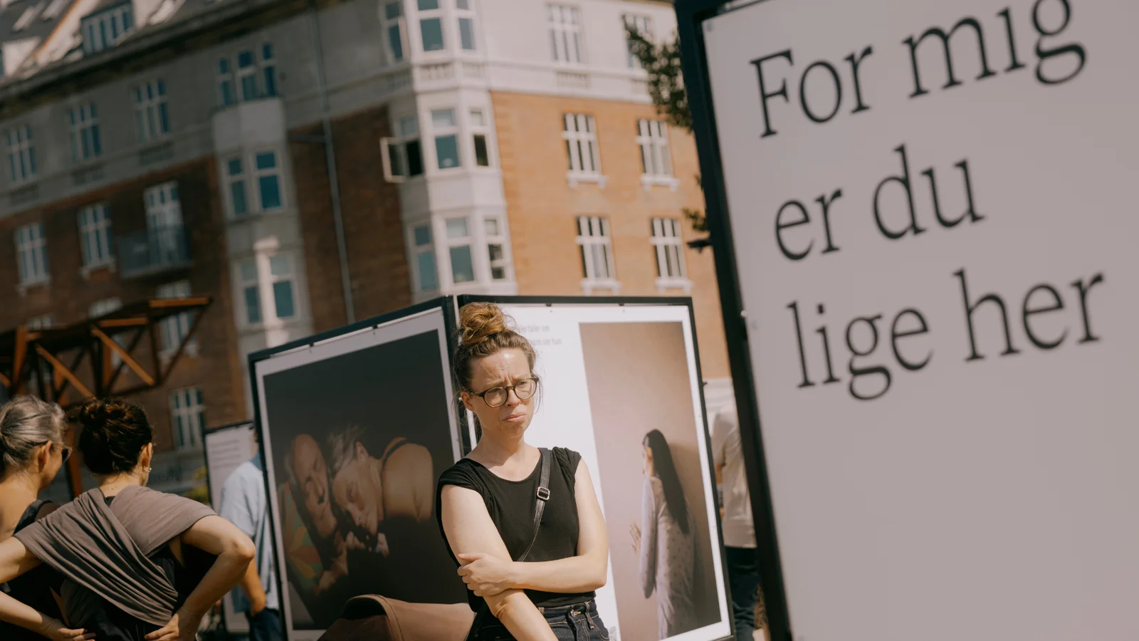 Velbesøgt fotoudstilling om at miste sit barn er flyttet ind i hjertet af Odense