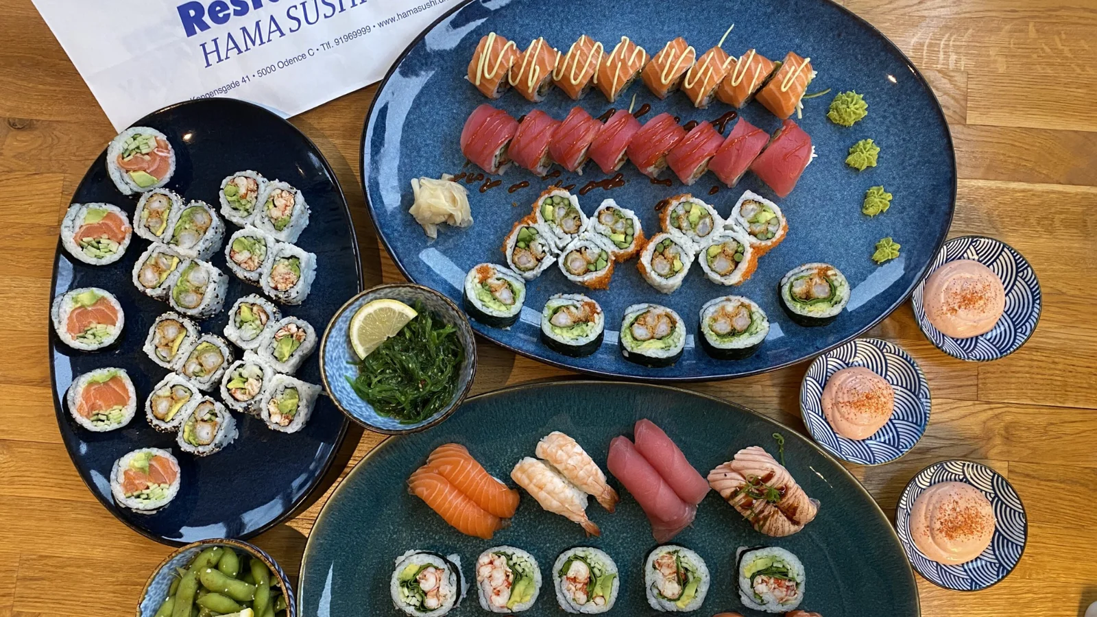 Skal årets nytårsmenu bestå af velsmagende sushi? Lad Hama Sushi stå for maden