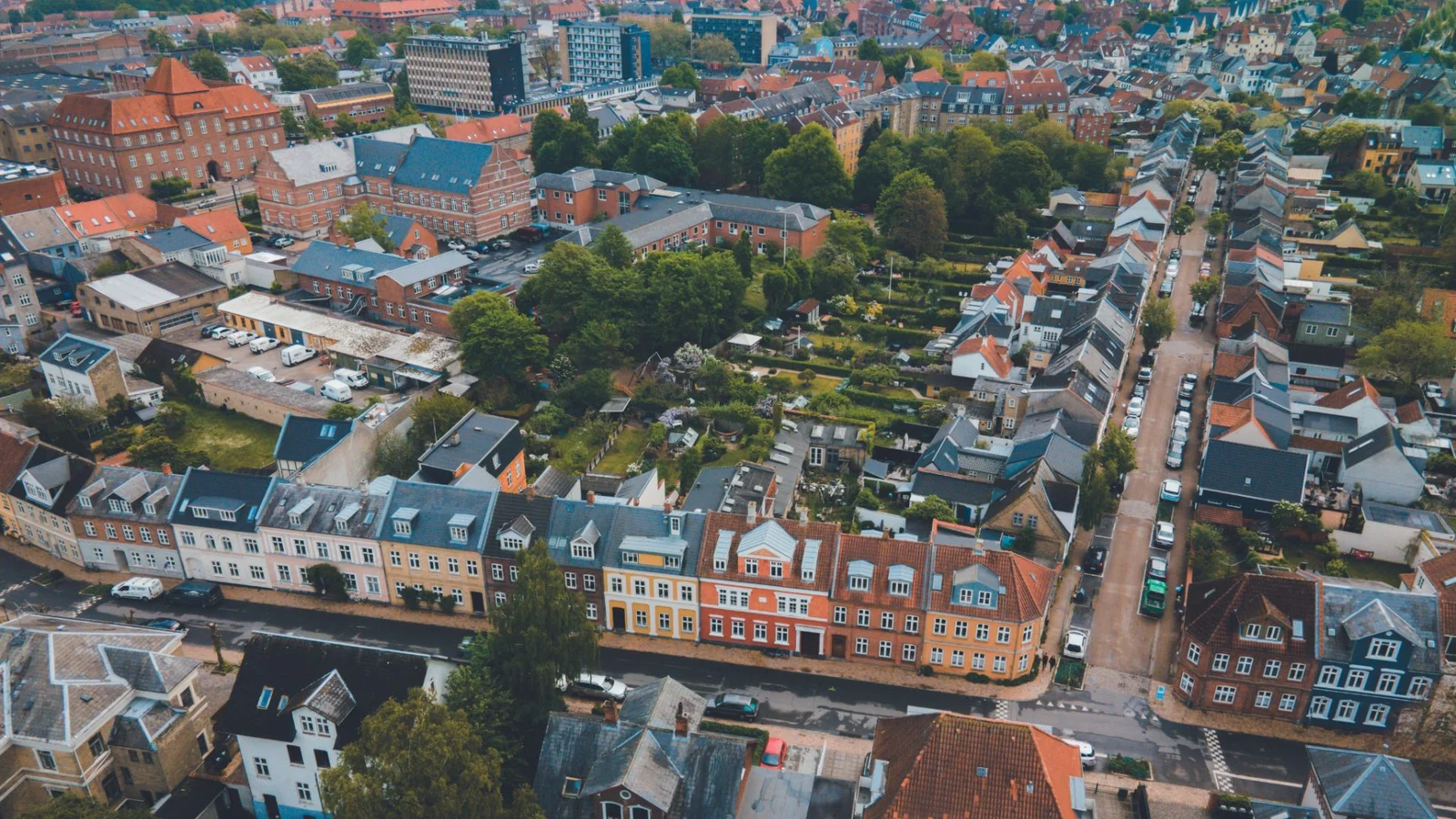 Nye studerende i Odense kommer til at kæmpe om historisk få ledige lejeboliger