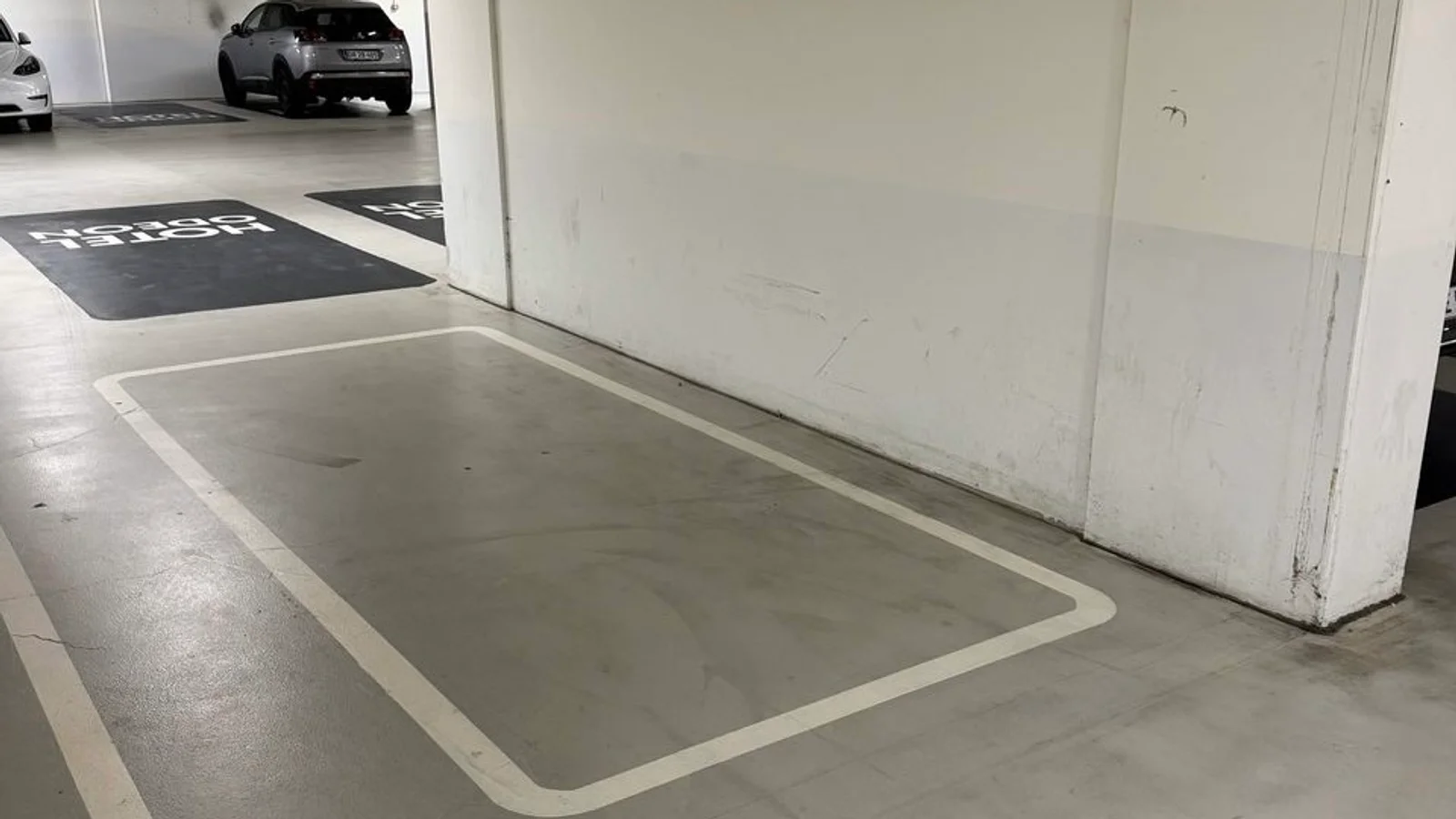 Privat P-plads udbydes nu til mindstepris på 450.000 kr.