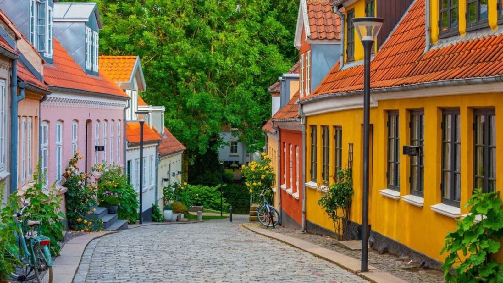 Stigende boligpriser i Odense får flere til at tjekke værdien af deres mursten