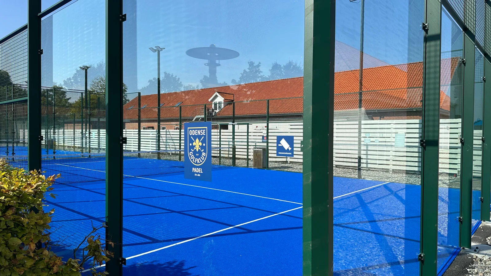 To nye padelbaner er åbnet ved Odense Golfklub