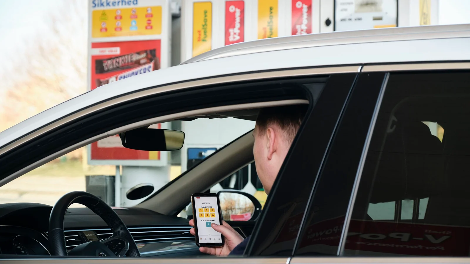 Tank hos Shell i Odense og vind en Ford Kuga