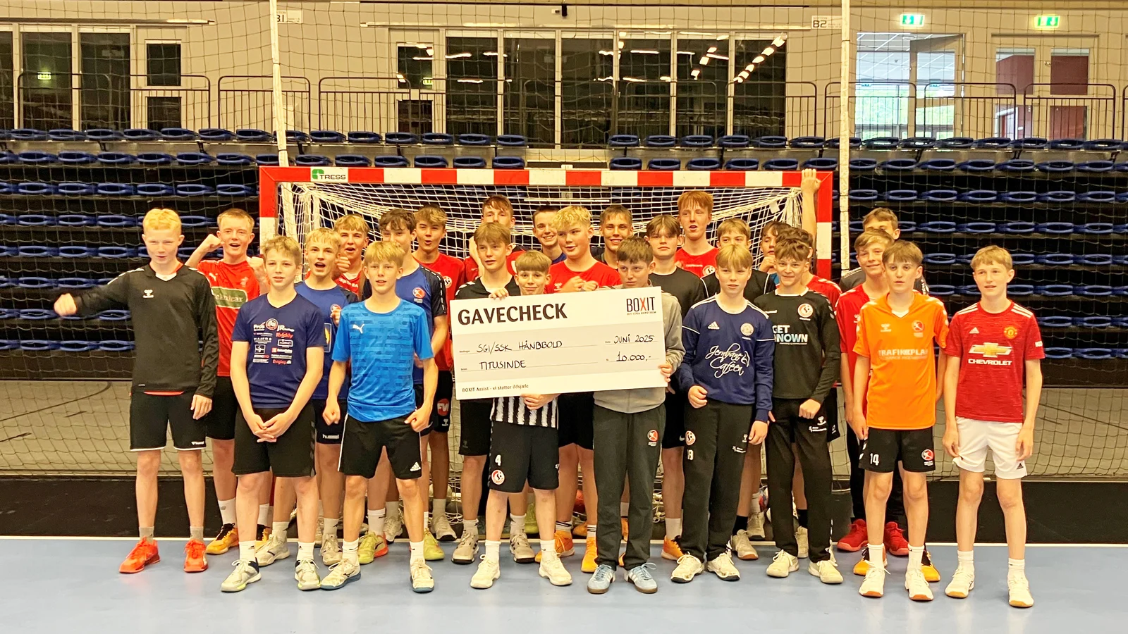 Håndboldboldklub i Esbjerg vinder sponsorat på 10.000 kroner