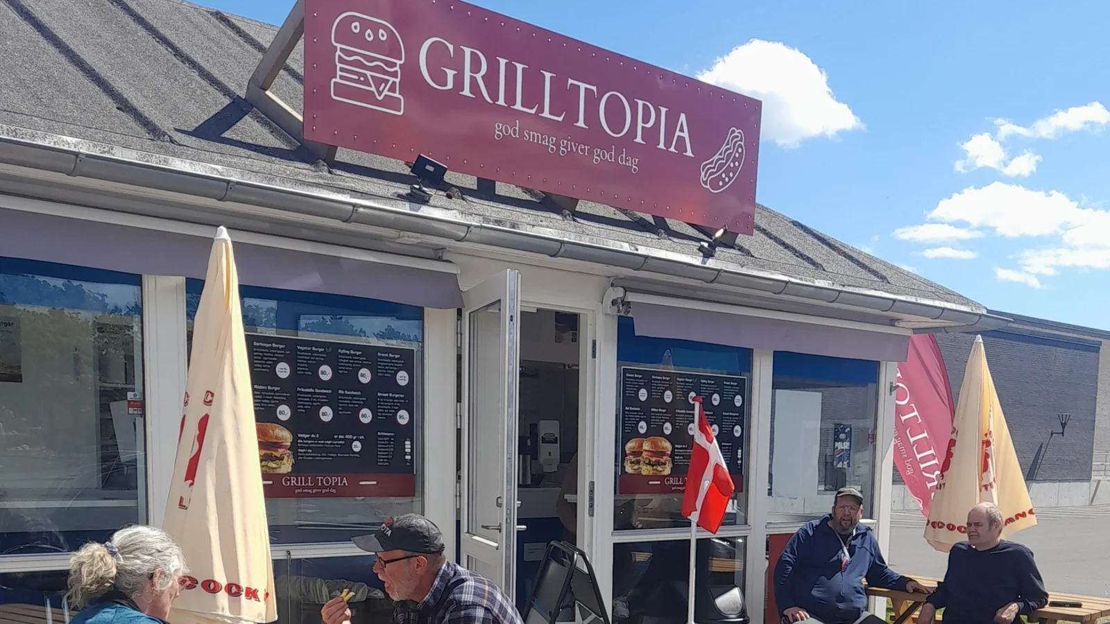 GrillTopia fylder 1 år