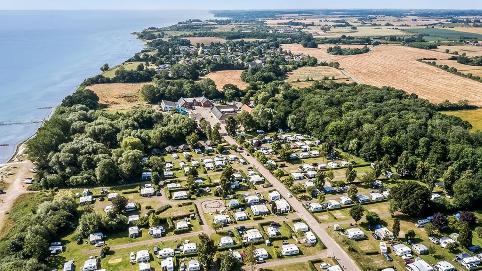 Nye tiltag på First Camp Bøsøre Strand skal få børn væk fra skærmen i ferien