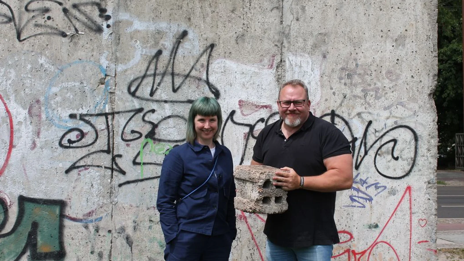 Unikt stykke Berlinmur til Langeland