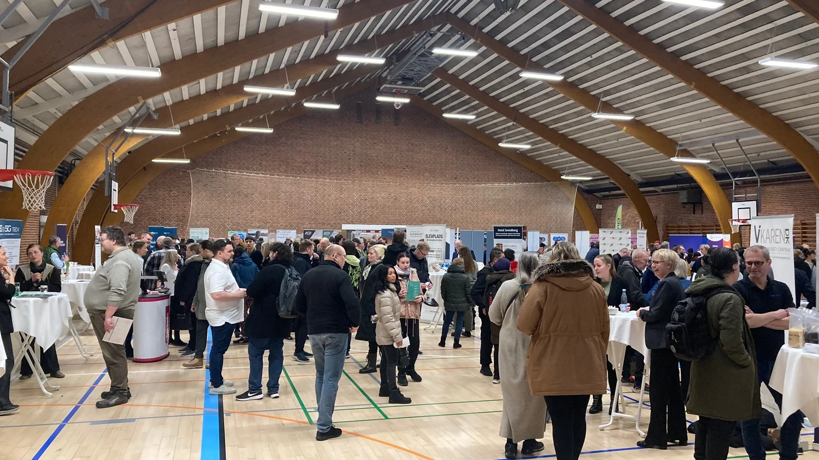 Endnu en velbesøgt Job- og Uddannelsesmesse i Midtbyhallen