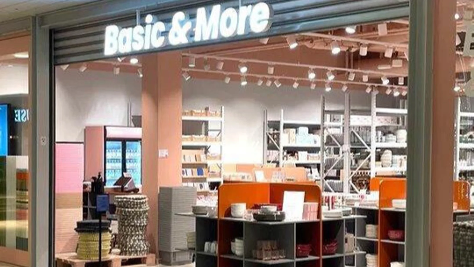 Forbrugerne forudser lavere økonomi: Butik i Odense oplever flere tilbudsjægere