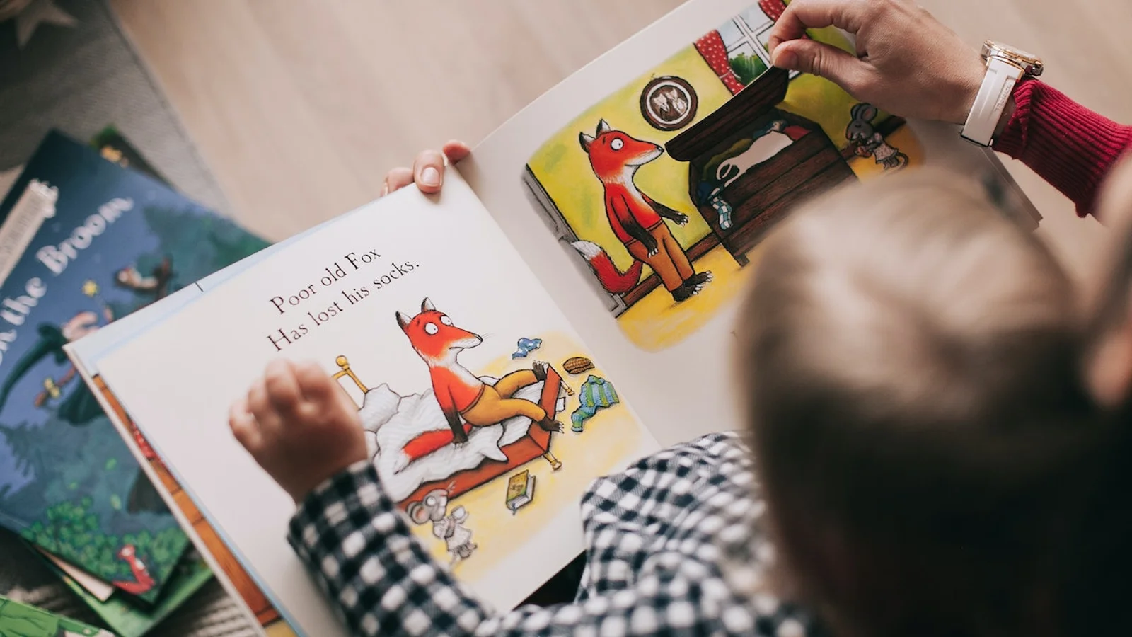 Nu kan du låne bøger hos din dagplejer