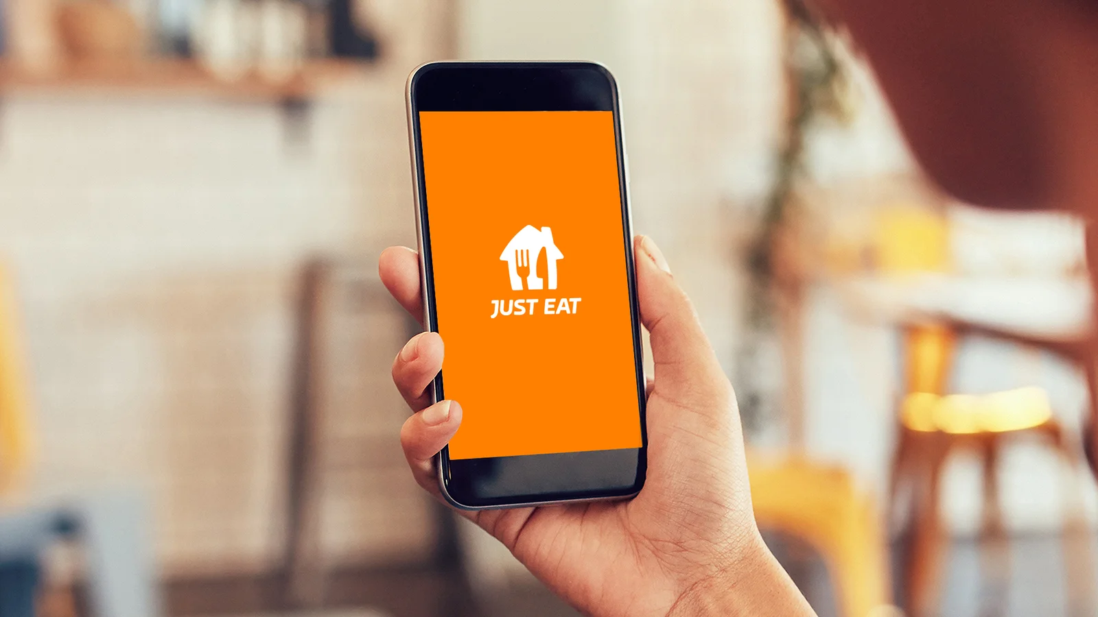 Just Eat styrker samarbejdet med lokale spisesteder: Fri levering i Nordjylland med nyt leveringskoncept