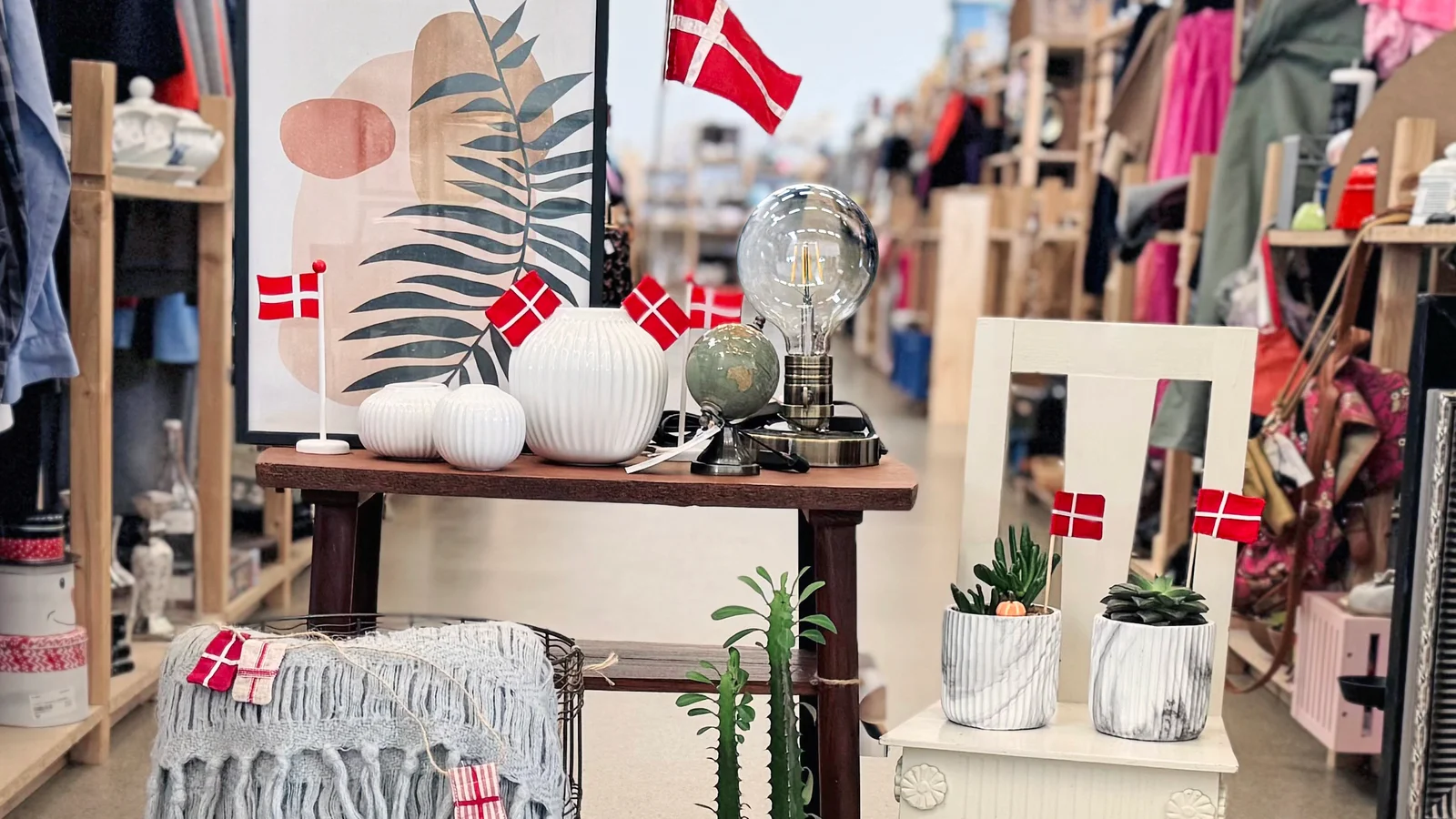 Kirppu fejrer 8 år i Herning med fest og tilbud