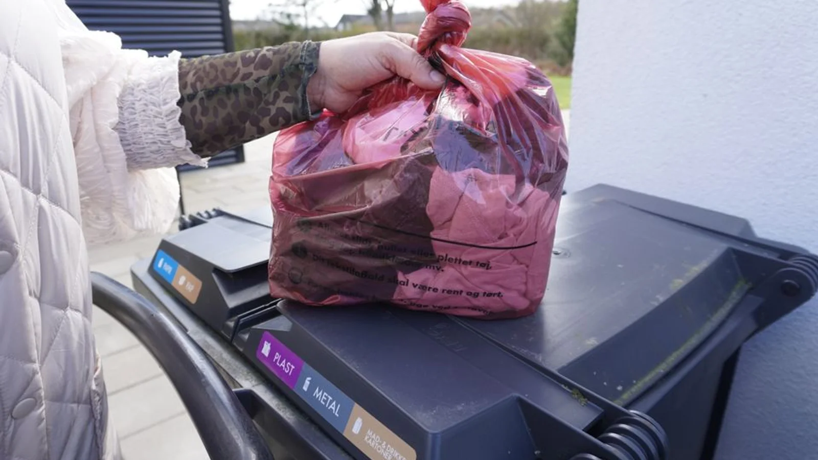 Nu kan dine hullede bukser også genanvendes