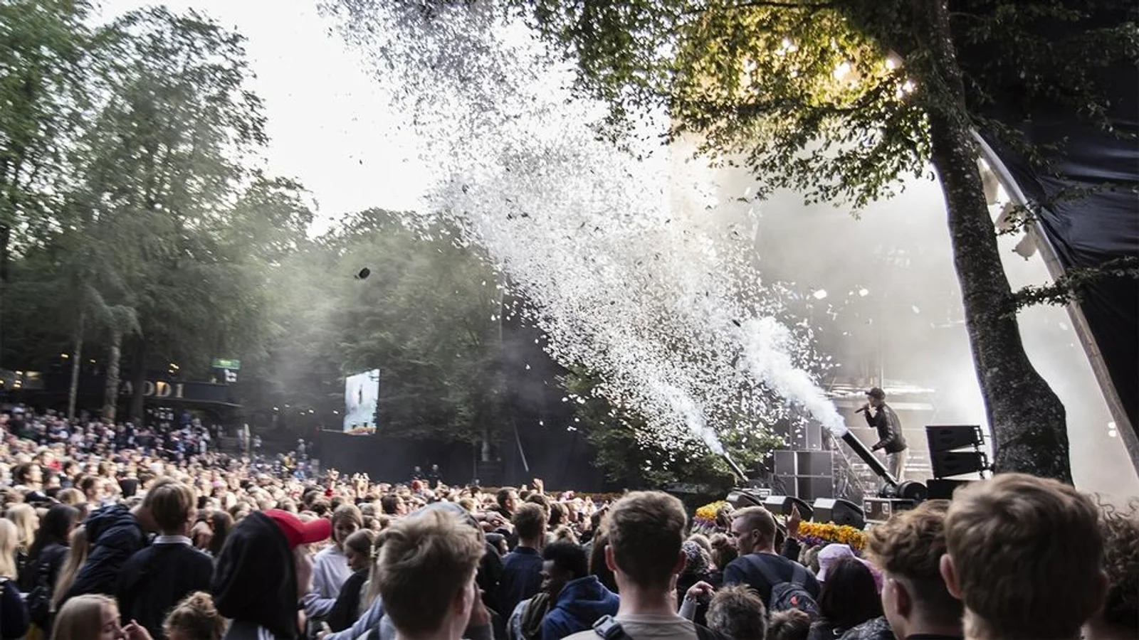 Tag bussen til årets Smukfest
