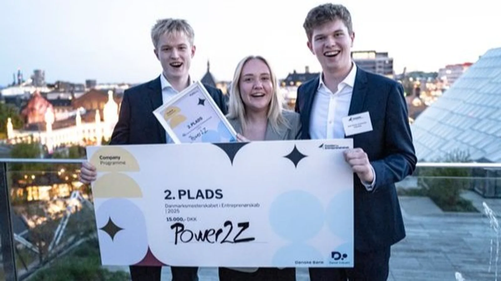 Unge skoleelever fra Herning vinder international pris for deres energiløsning – nu skal de til Athen og modtage hæderen