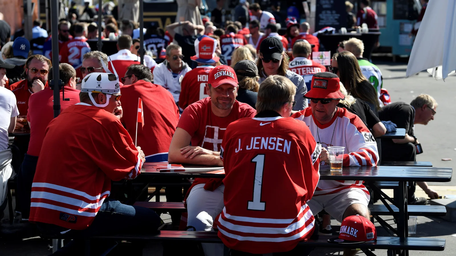 Carlsberg er ny officiel partner for Ishockey VM 2025 i Herning